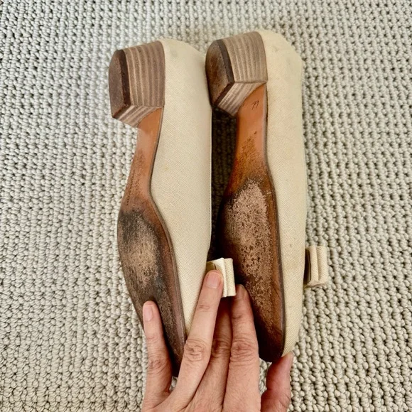 Vintage 90s Ferragamo Vara bow pumps 6B Made in Italy - Picture 7 of 7